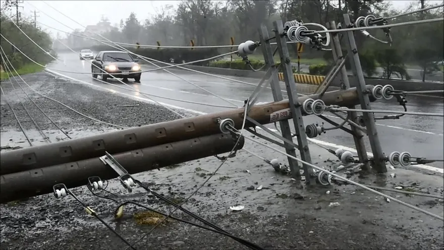 Sureste de Taiwán se paraliza al paso del supertifón Meranti