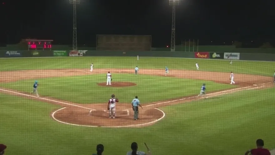 Colón blanqueó a Coclé 8-0