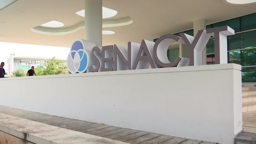 Logo del Senacyt