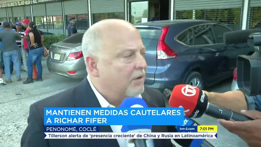 Niegan suspensión de juicio a Richard Fifer