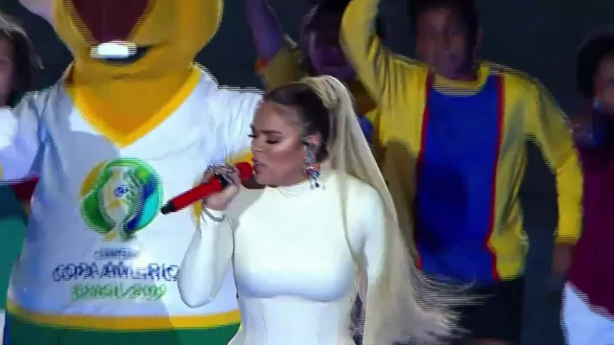 ¿No se sabia la canción? revive la presentación de Karol G en la copa América