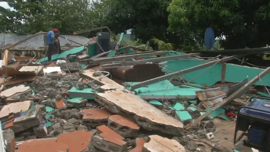 Así quedó la casa de Suribeth Cortez, la joven de 21 años que lucha por su vida tras el temblor en Panamá.