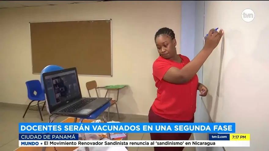 Docentes en segunda fase de vacuna contra el COVID-19