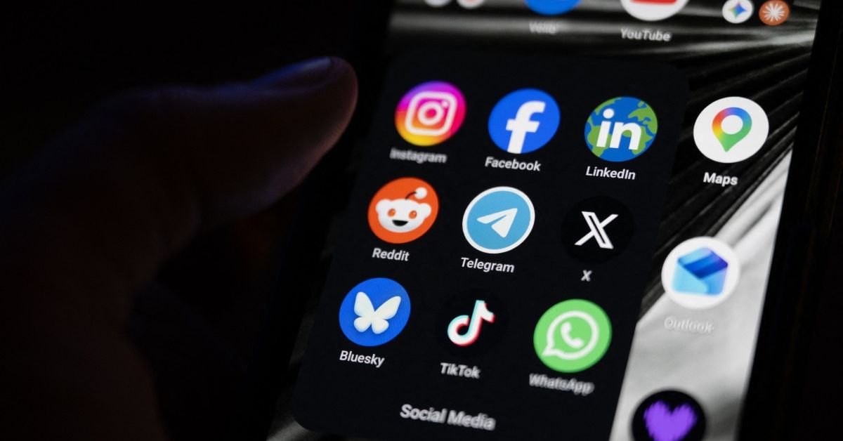 Presidente Macron presiona a la UE para vetar las redes sociales a los menores de 15 años