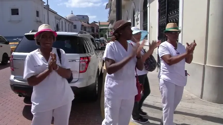 Técnicos en Enfermería levantan paro de labores