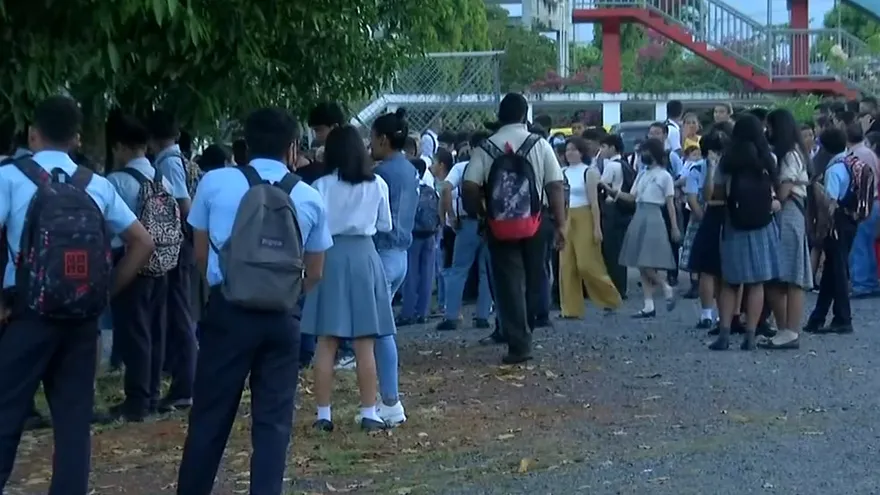 Cientos de estudiantes en Veraguas acuden a la recuperación académica