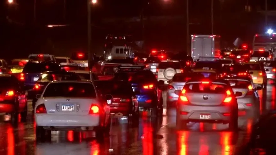 La realidad del tranque diario en el sector Oeste