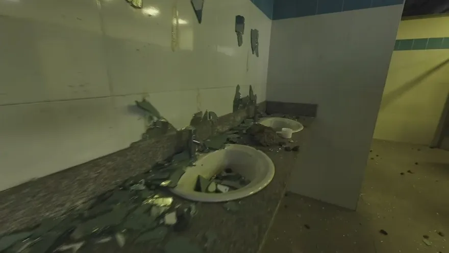 Vandalismo en escuela Elena Chávez Pinate