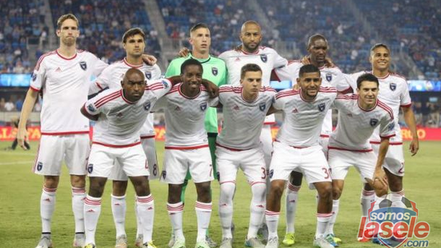 Earthquakes se llevan el clásico de California con Godoy en cancha