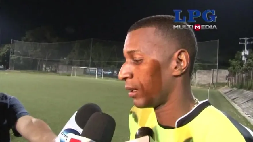 Cara a cara entre jugadores de El Salvador y Panam