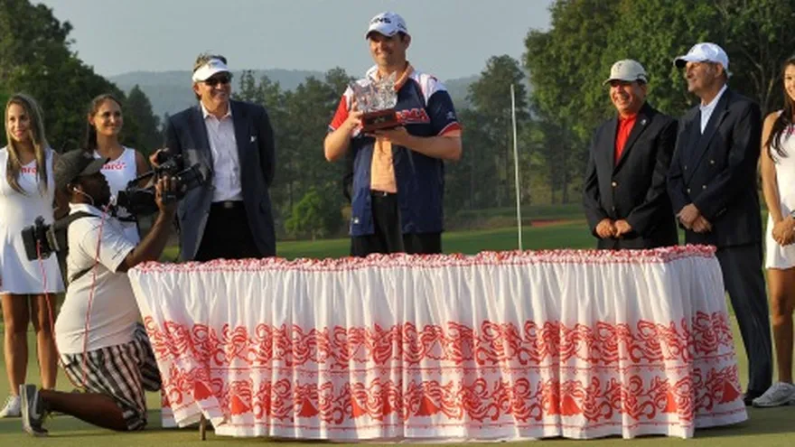 Edward Loar, campeón del Panama Claro Championship 2012 del Tour de Nationwide