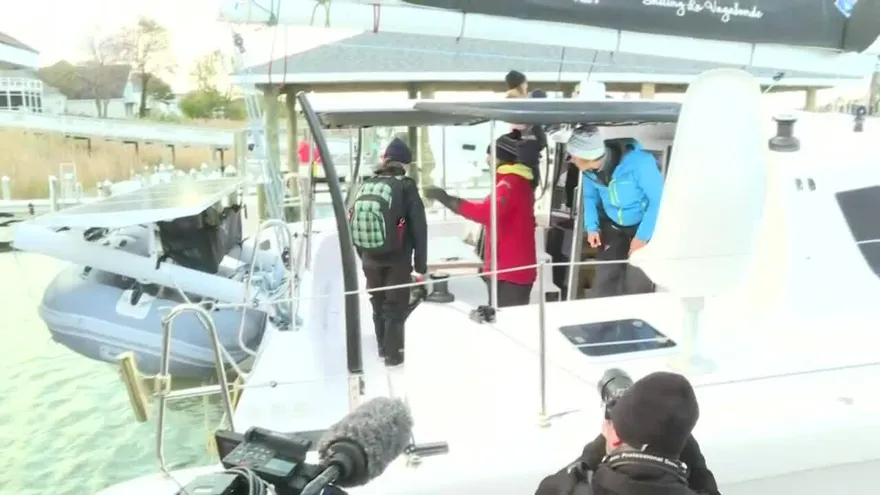 Greta Thunberg deja atrás EEUU en un catamarán rumbo a Europa