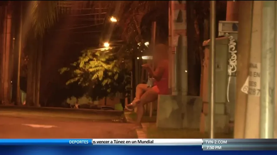 Alerta entre autoridades por ofrecimiento de servicios sexuales en internet