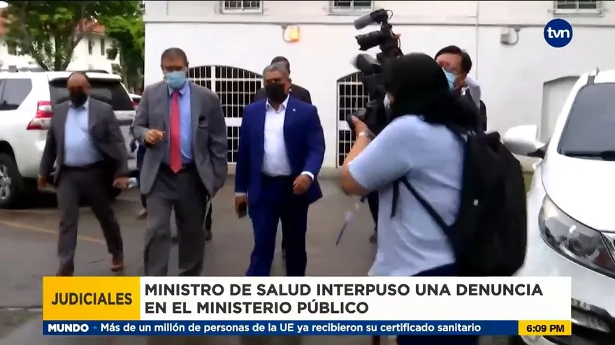 Ministro de Salud presenta denuncia por vacunación clandestina