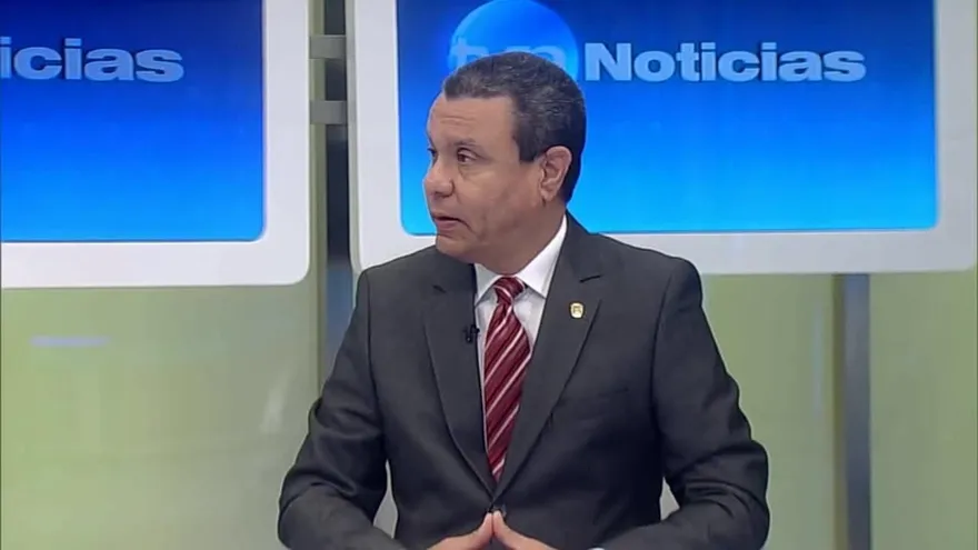 Danilo Martínez, Servicio de salud en la CSS