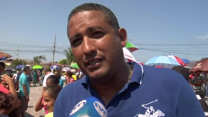 Descontento por largas filas en ferias del IMA