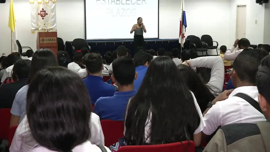 Fomentan emprendimiento en escuelas públicas de San Miguelito