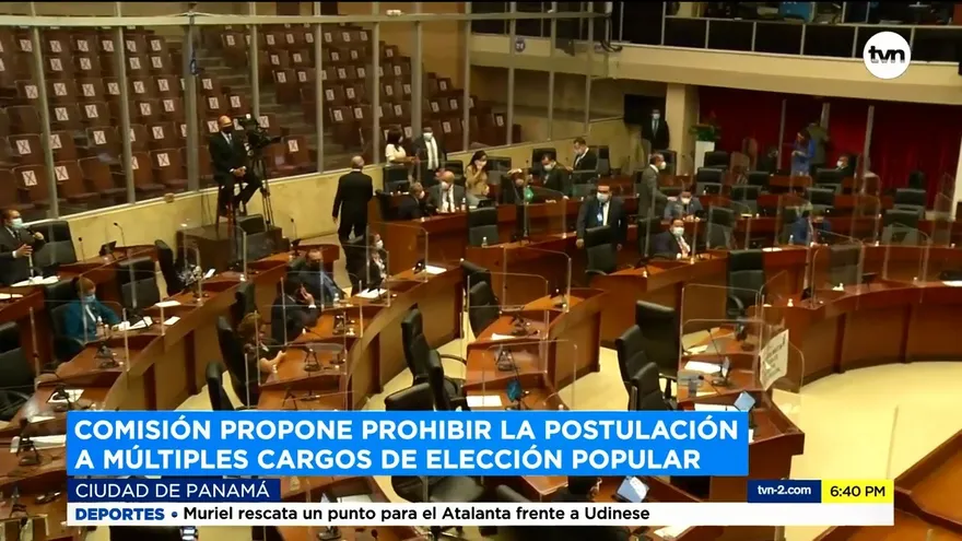 Proponen prohibir que políticos se postulen a varios cargos