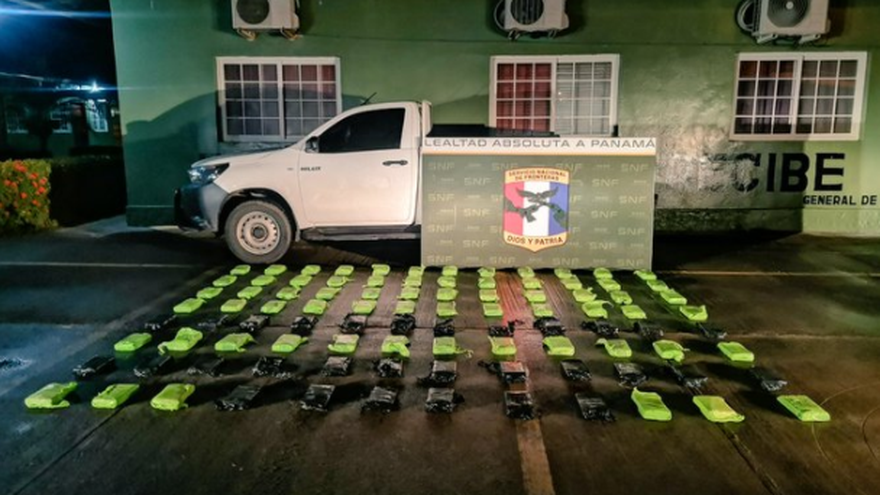 Decomisan 96 paquetes de droga en puesto de control de San Isidro