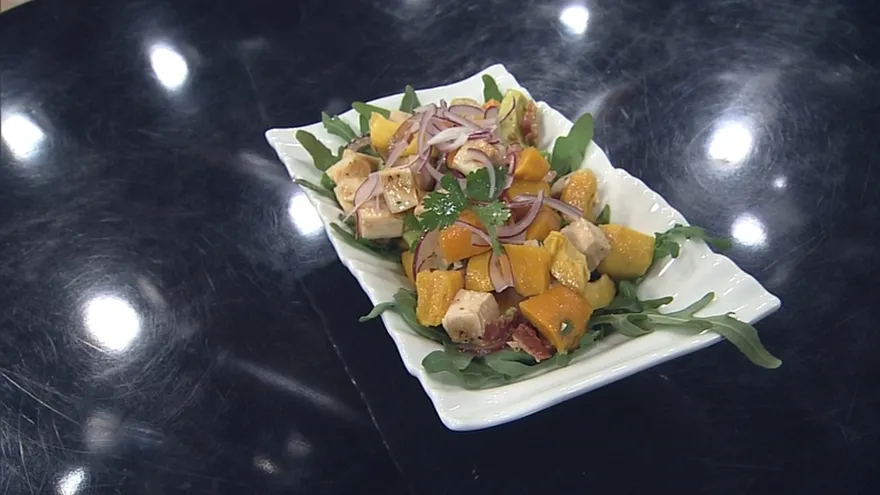 Receta - Ensalada de pixbae aguacate y pollo grillado