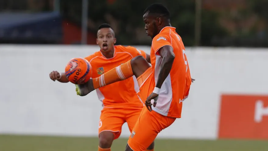 Panameño Joseph Cox marcó en el triunfo del Envigado