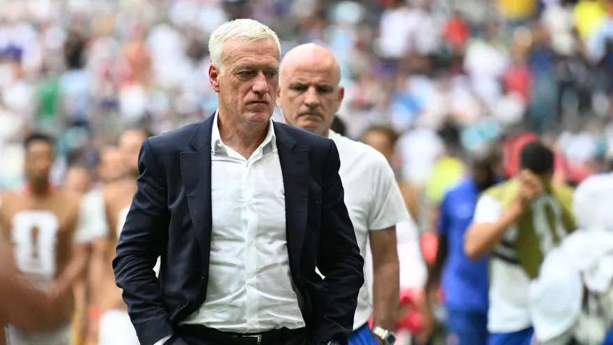 World Cup 2026: Deschamps Calls France's First Half 'Unpresentable' in Third-Place Loss to England
