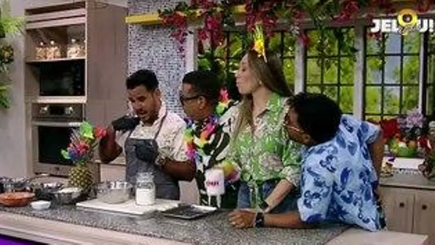 Hoy hicimos una rica pizza hawaiana