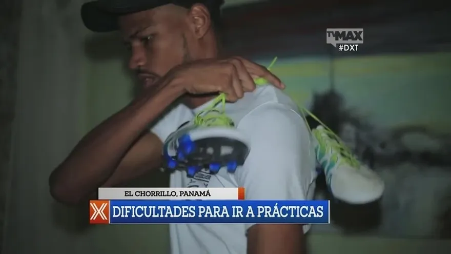 Humberto Ward, un futbolista que pese a las limitaciones no se detiene