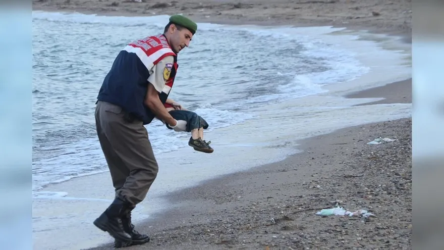 Una imagen que retrata el drama de los migrantes