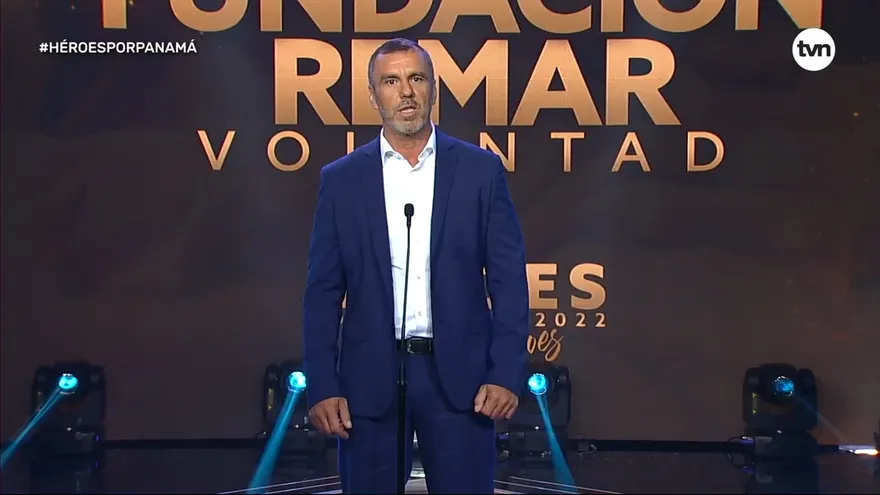 Adrián Almedia, Fundación Remar