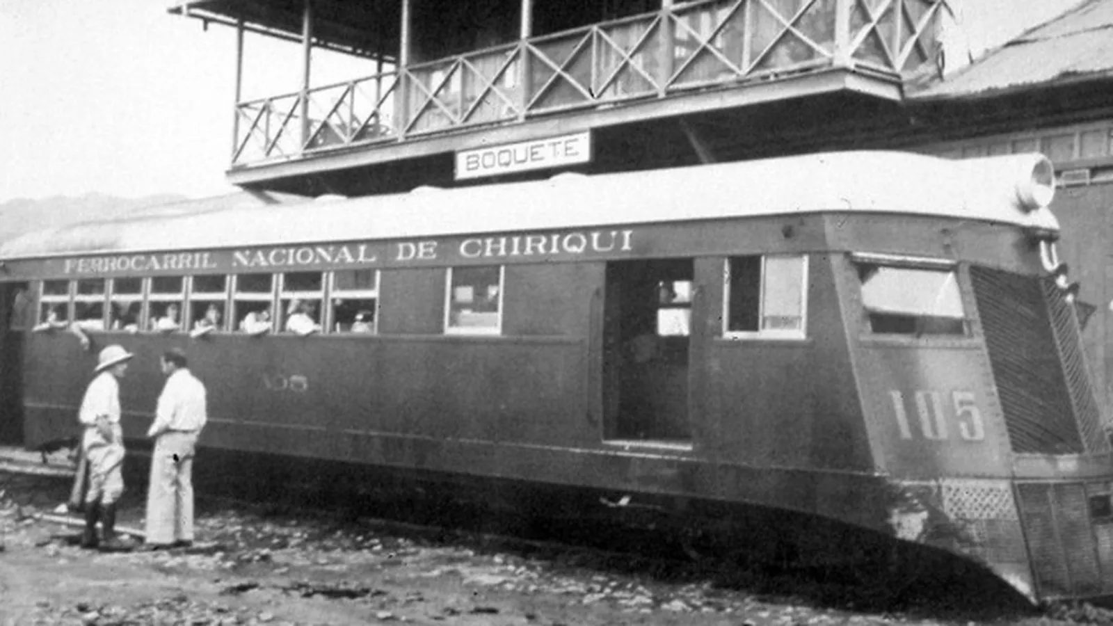 Restauran vagón del antiguo ferrocarril de Chiriquí en Barú