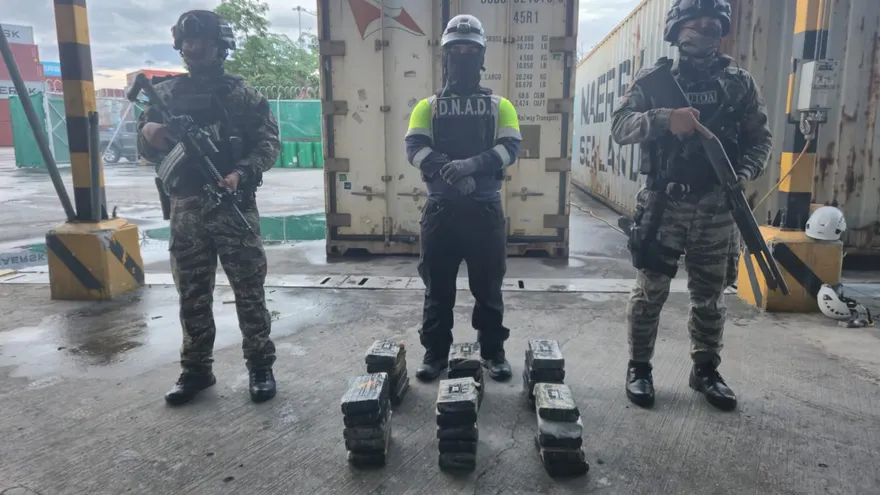 Decomiso en un puerto del Pacífico.