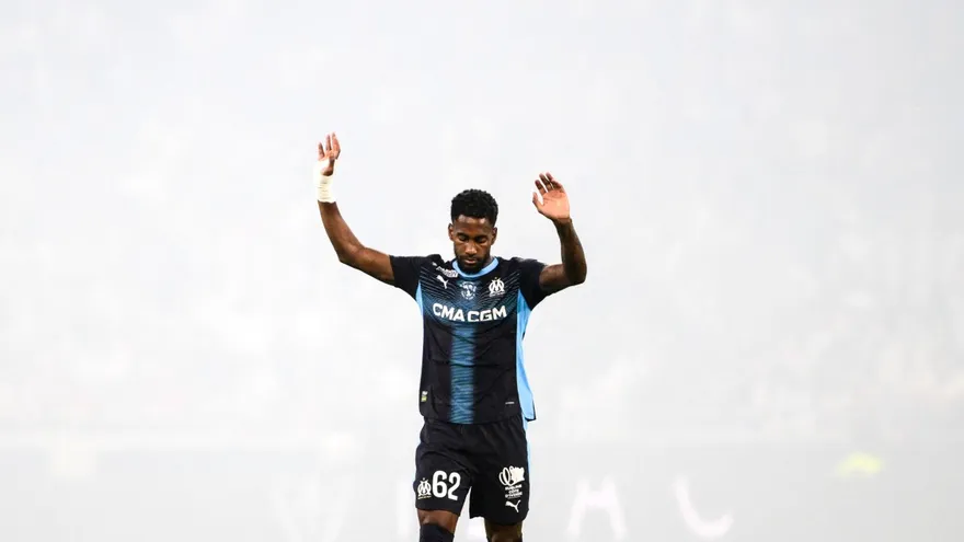 Michael Amir Murillo titular con el Olympique Marsella