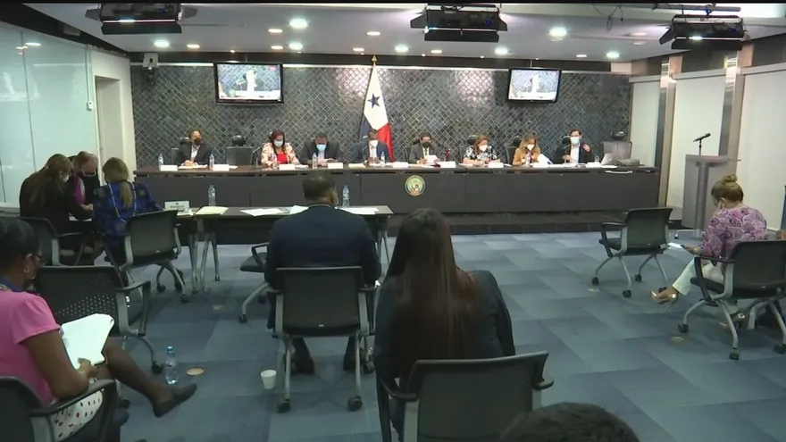 Comisión de Credenciales.