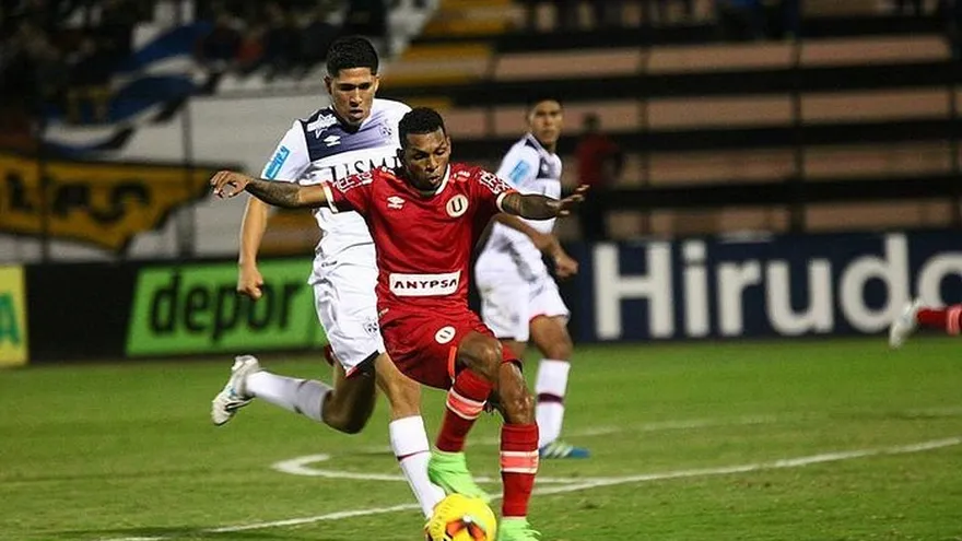 Golazo de Alberto Quintero en triunfo de Universitario