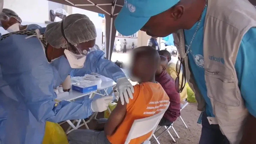 El ébola en noreste de la RDC se cobra unas 59 muertes en tres semanas