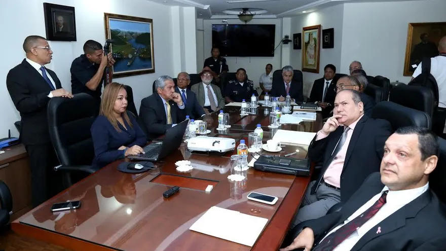 La reunión se llevó a cabo en el salón del pleno de la Corte Suprema de Justicia, en Ancón.