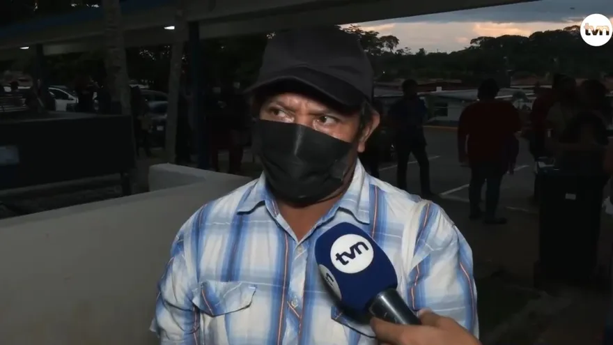 Pacientes dan testimonio de lo difícil que es conseguir una cita para radiología