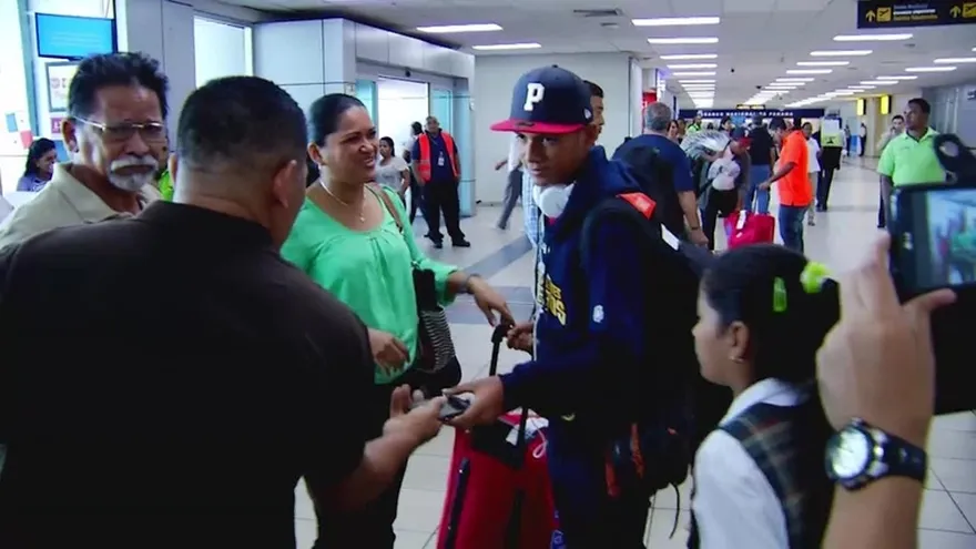 Llegada de la Selección Sub-15 de Panamá luego de clasificar al Mundial