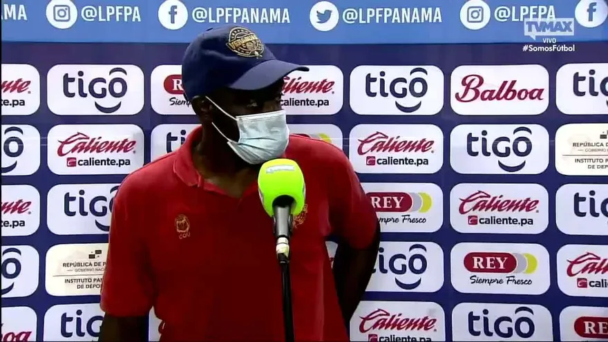 Anthony "Chalate" Torres fue quien dirigió en este partido ante CDE