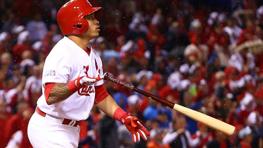 Jonrones dan ventaja a Cardenales ante Dodgers
