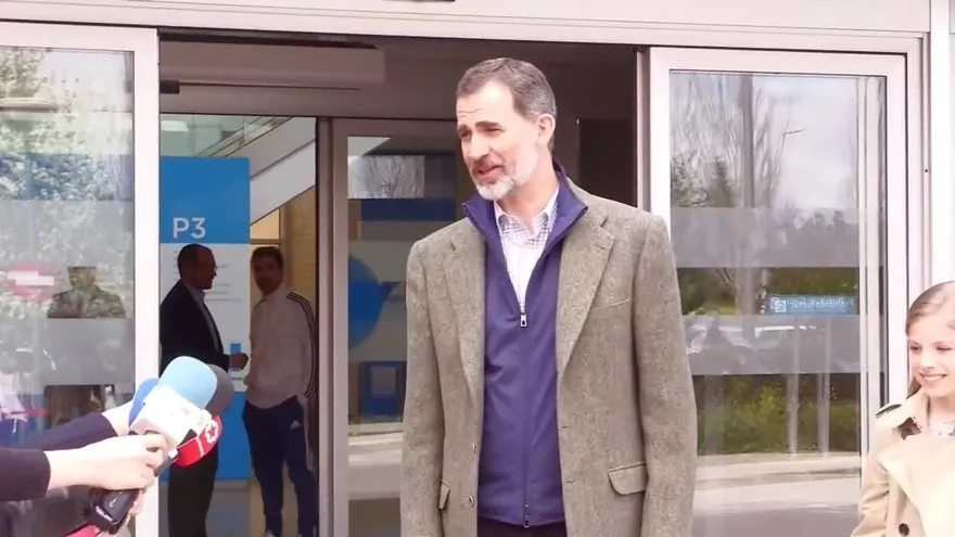 El rey Juan Carlos evoluciona bien