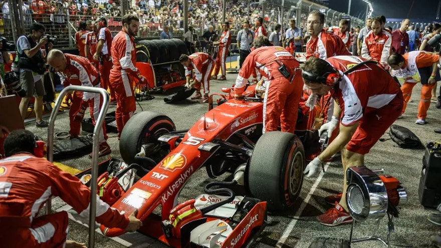 Imágenes de la carrera de la Formula 1 en el GP de Singapur este 20 de septiembre, donde Sebastian Vettel obtiene el triunfo junto a Ferrari.