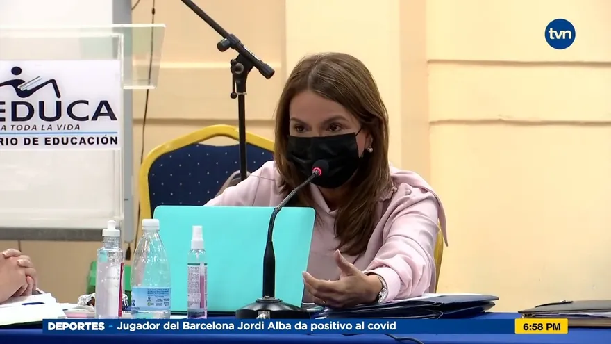 Interponen denuncia por supuesta falsificación de diplomas