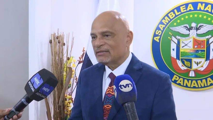 Diputado Cedeño solicitará bajar a primer debate el proyecto de derecho a réplica