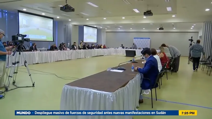 Expertos cuestionan el futuro del Sistema de Pensiones del Seguro Social