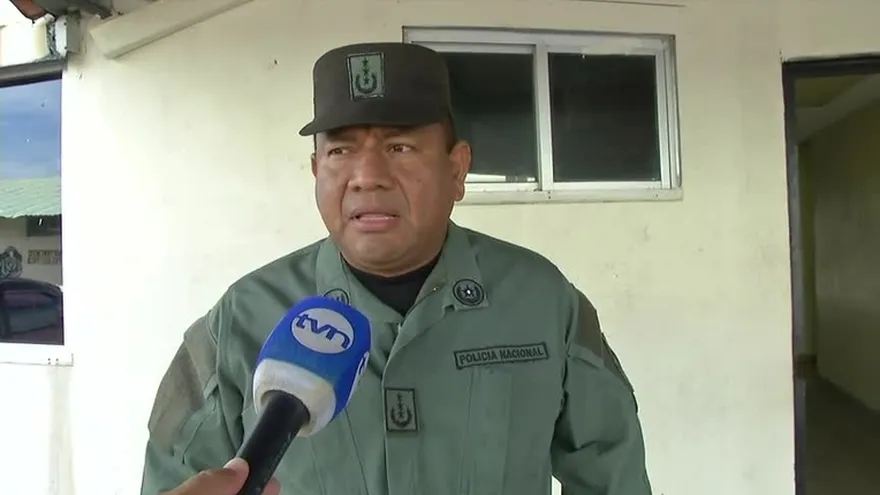 Detienen a un hombre con arma de fuego en Colón