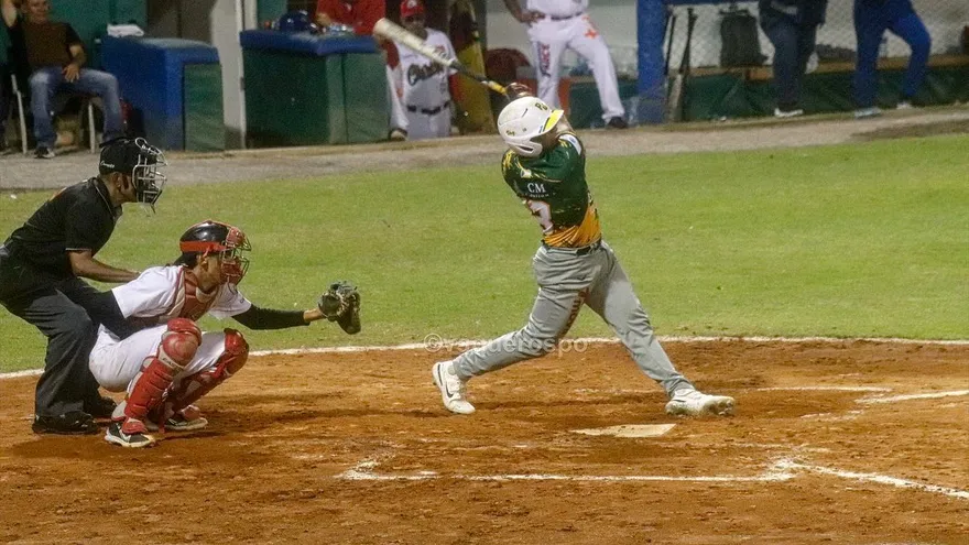 Acción del partido entre los equipos juveniles de Panamá Oeste y Chiriquí