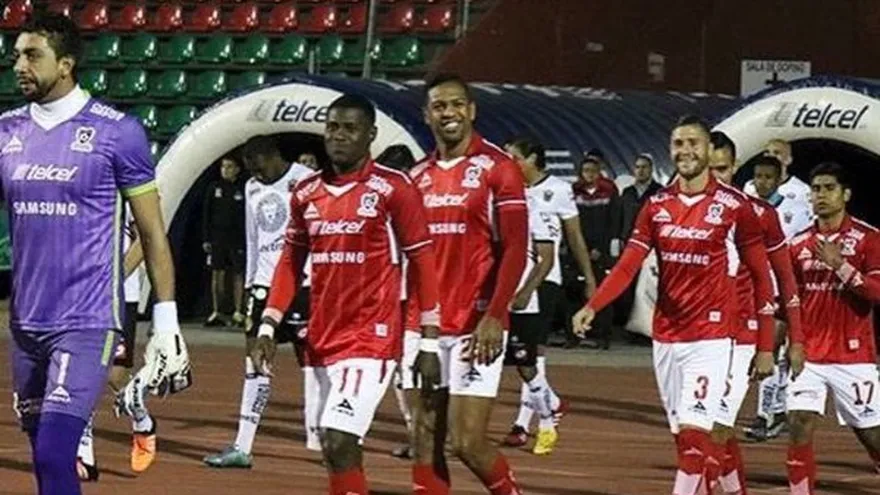 Roberto Nurse, con anotación el fútbol mexicano. Foto/Archivo.