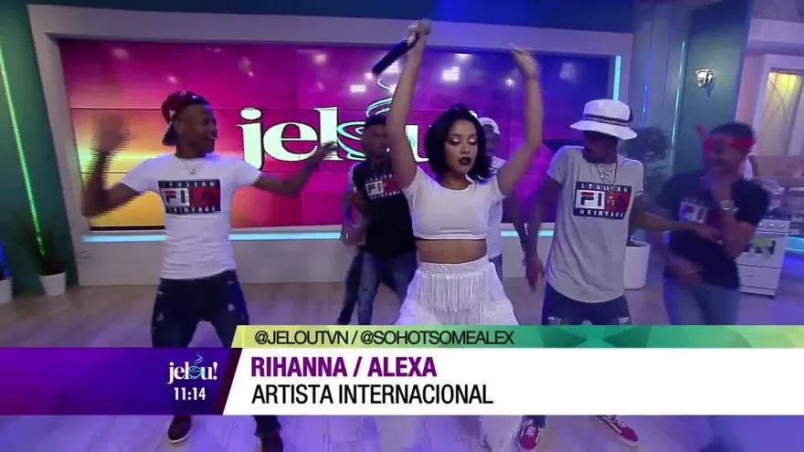 Alexa Chacón imita a Rihanna